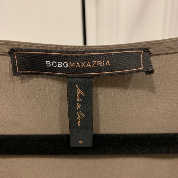 Dress - Picture 2 of 6